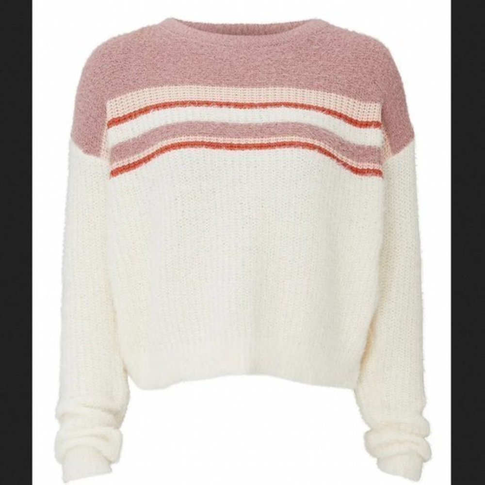 Louna Striped Crew Neck Sweater New Long Sleeves Soft Cozy Fuzzy Sz Medium